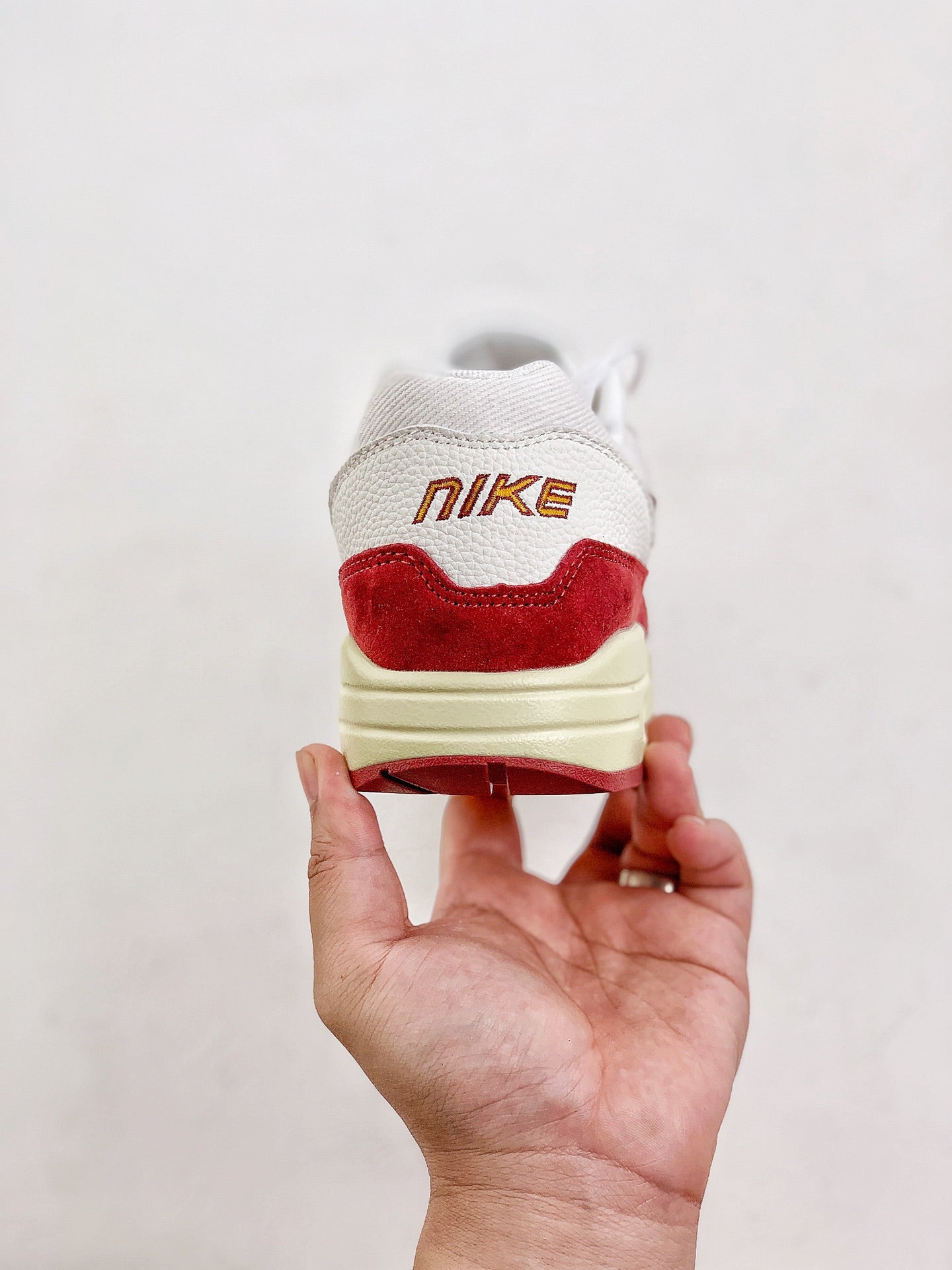 AIR MAX RUGGED ORANGE