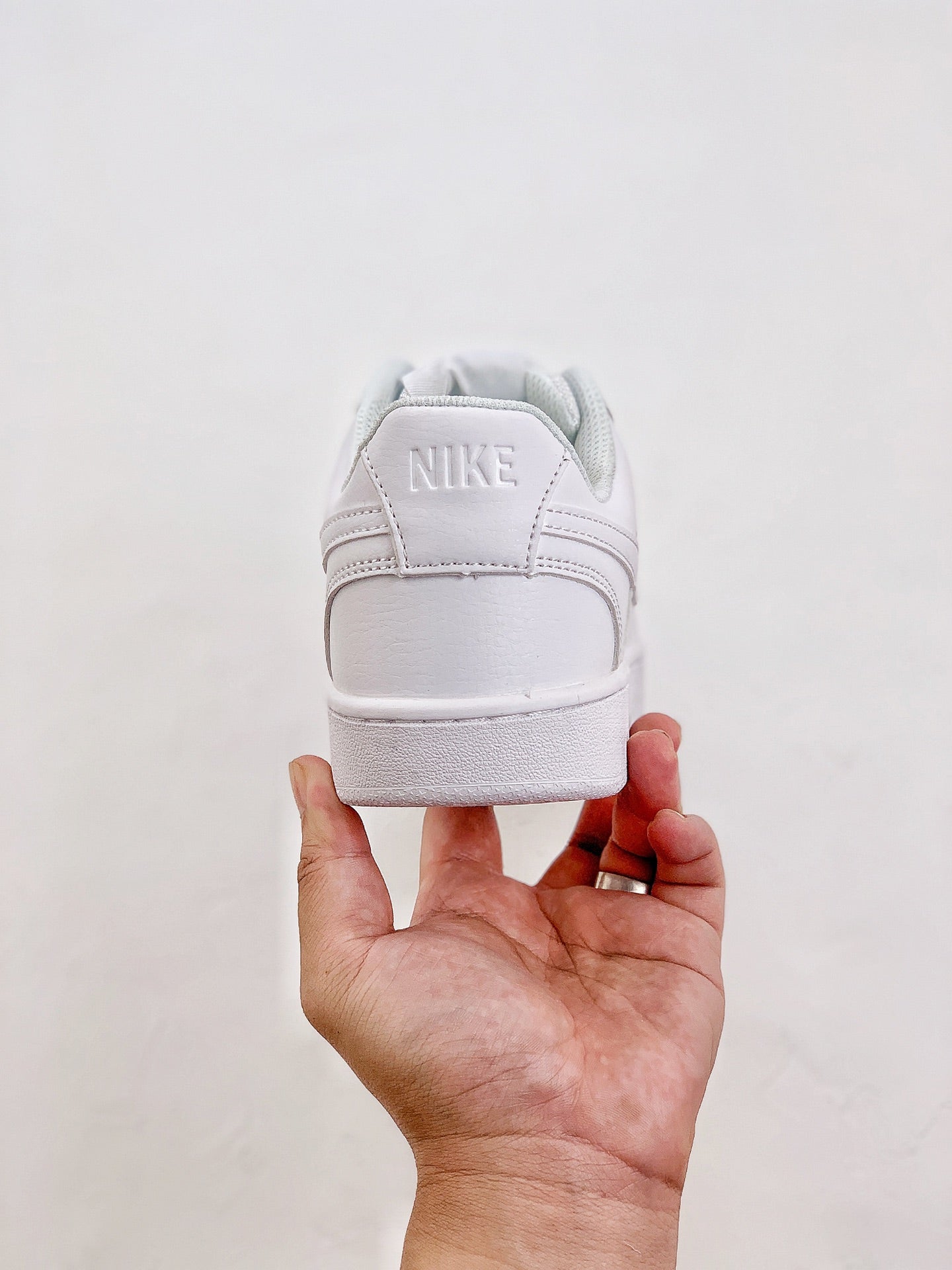 NIKE VISION COURT LOW WHITE