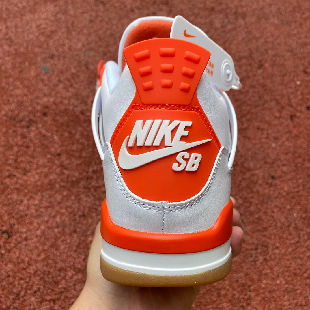 JORDAN RETRO 4 ORANGE