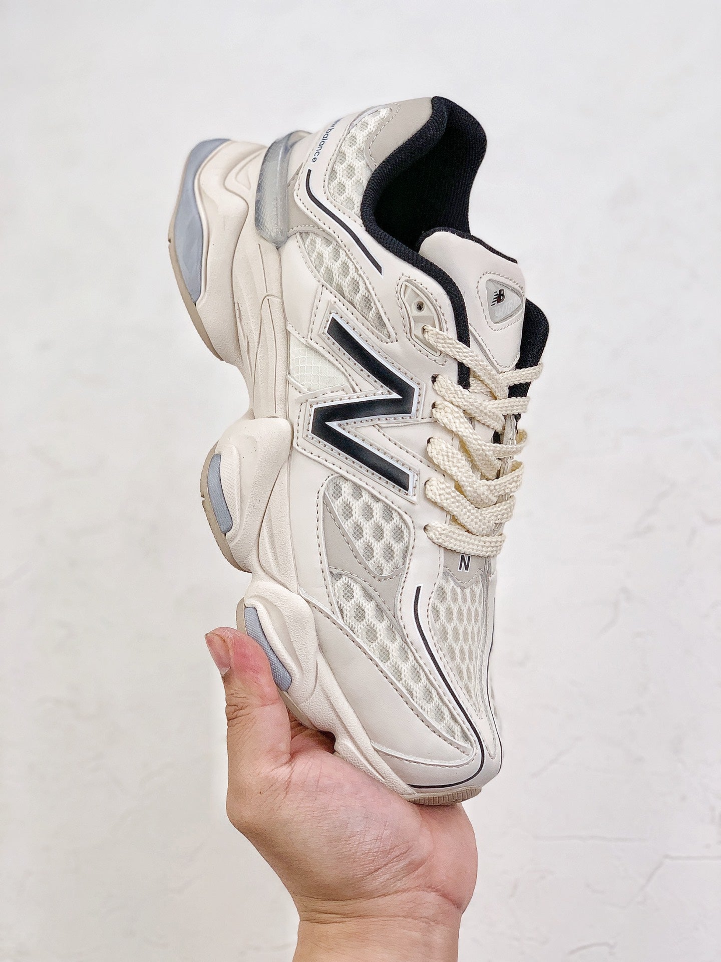 New Balance 9060 BELGE