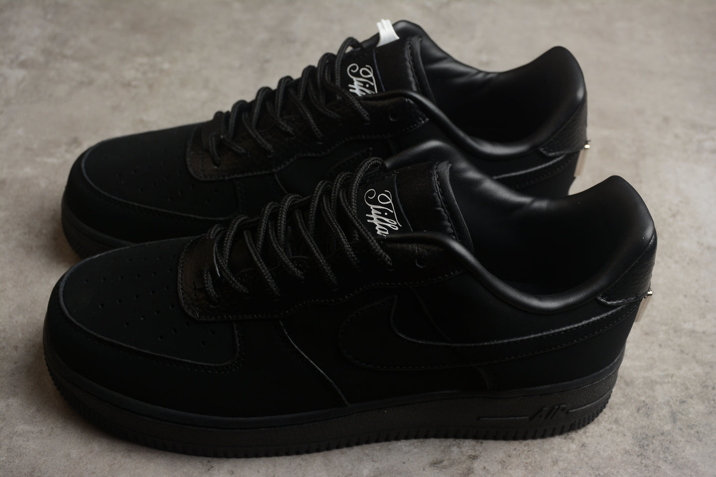 AIR FORCE 1 BLACK TIFFANY