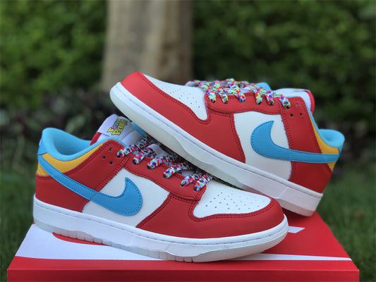 NIKE DUNKS LEBRON JAMES FRUITY