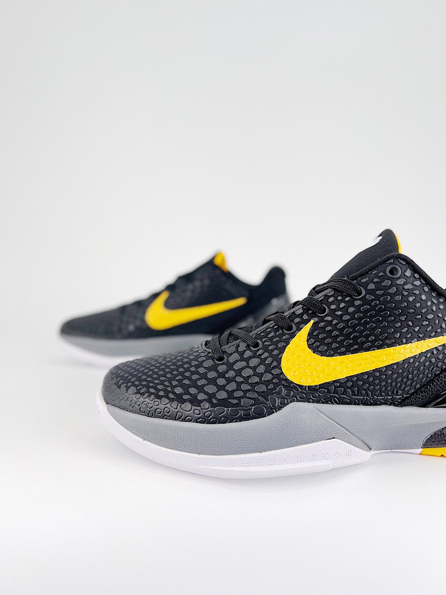 NIKE ZOOK KOBE 6 BLACK