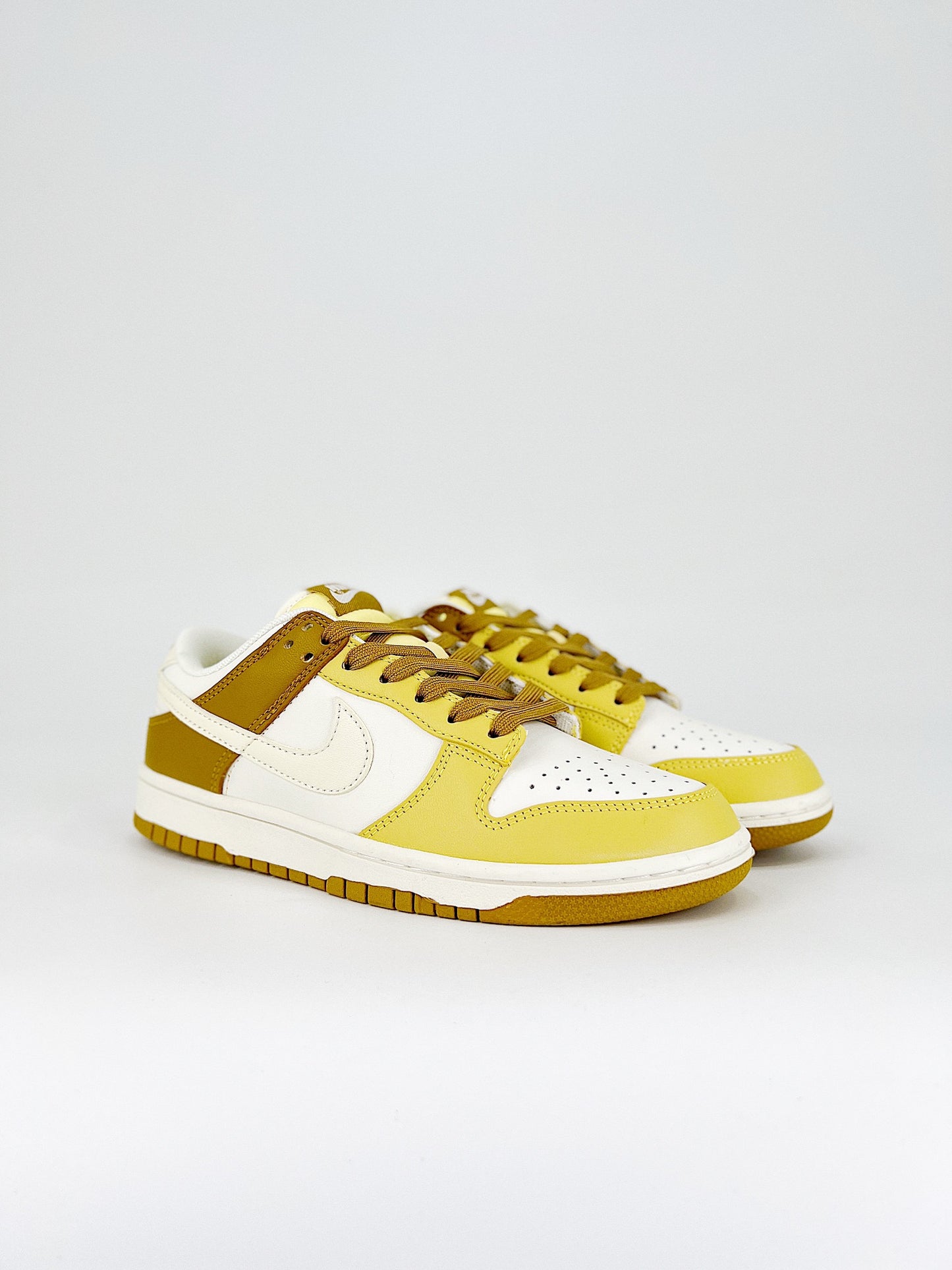NIKE DUNK LOW BRONZINE