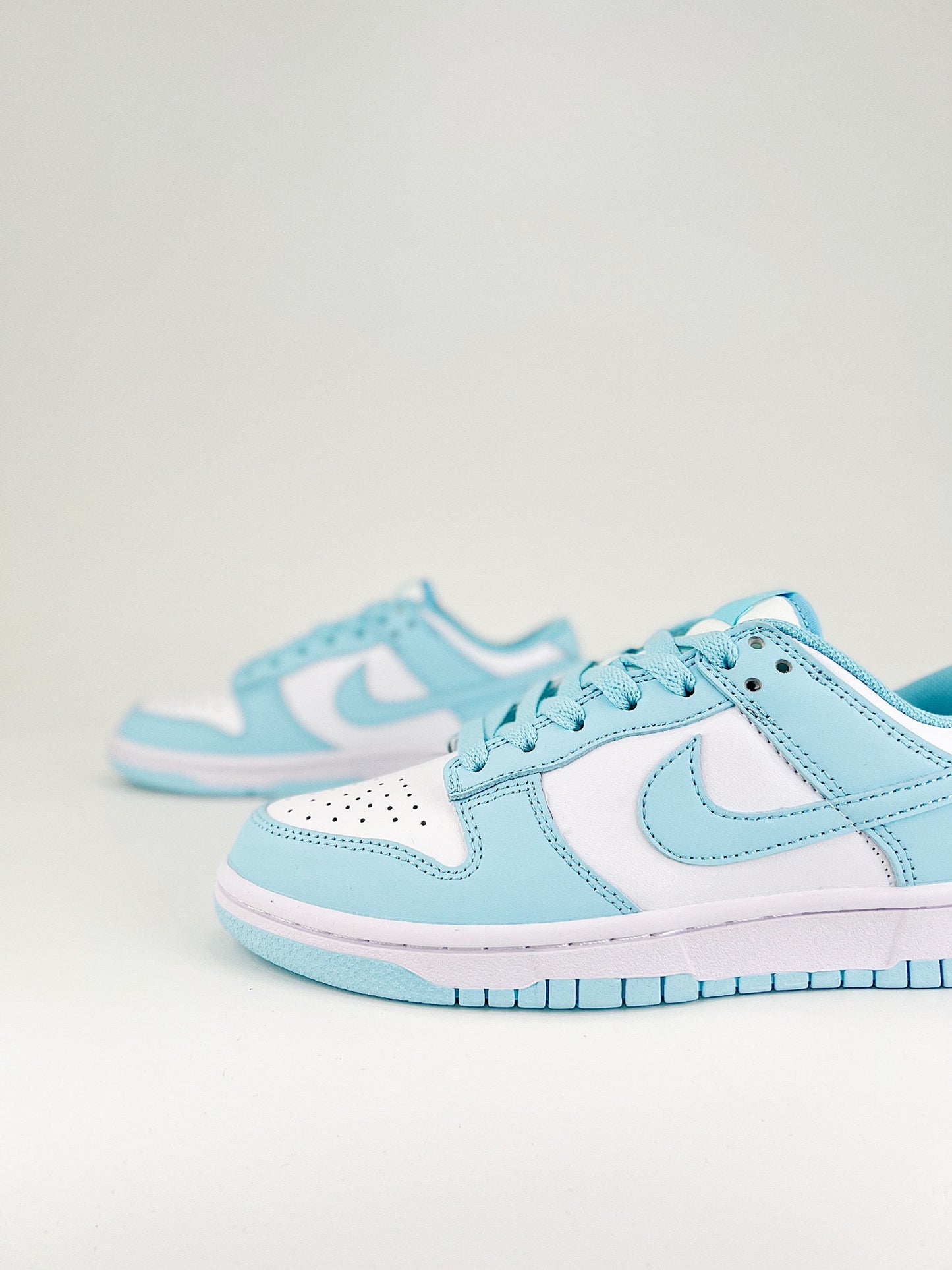 NIKE DUNK LOW BLUE GLACIER