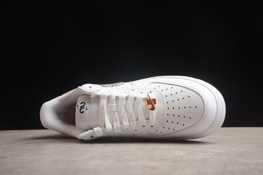 AIR FORCE 1 WHITE BARELY