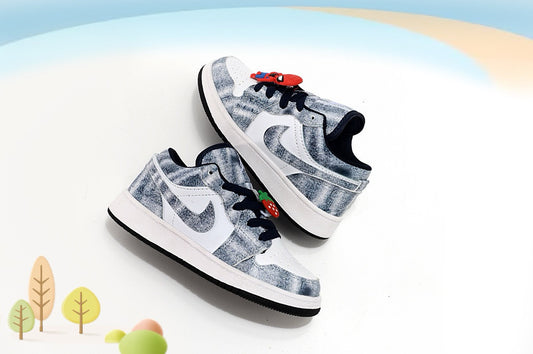 AIR JORDAN 1 LOW JEAN SPIDER MAN