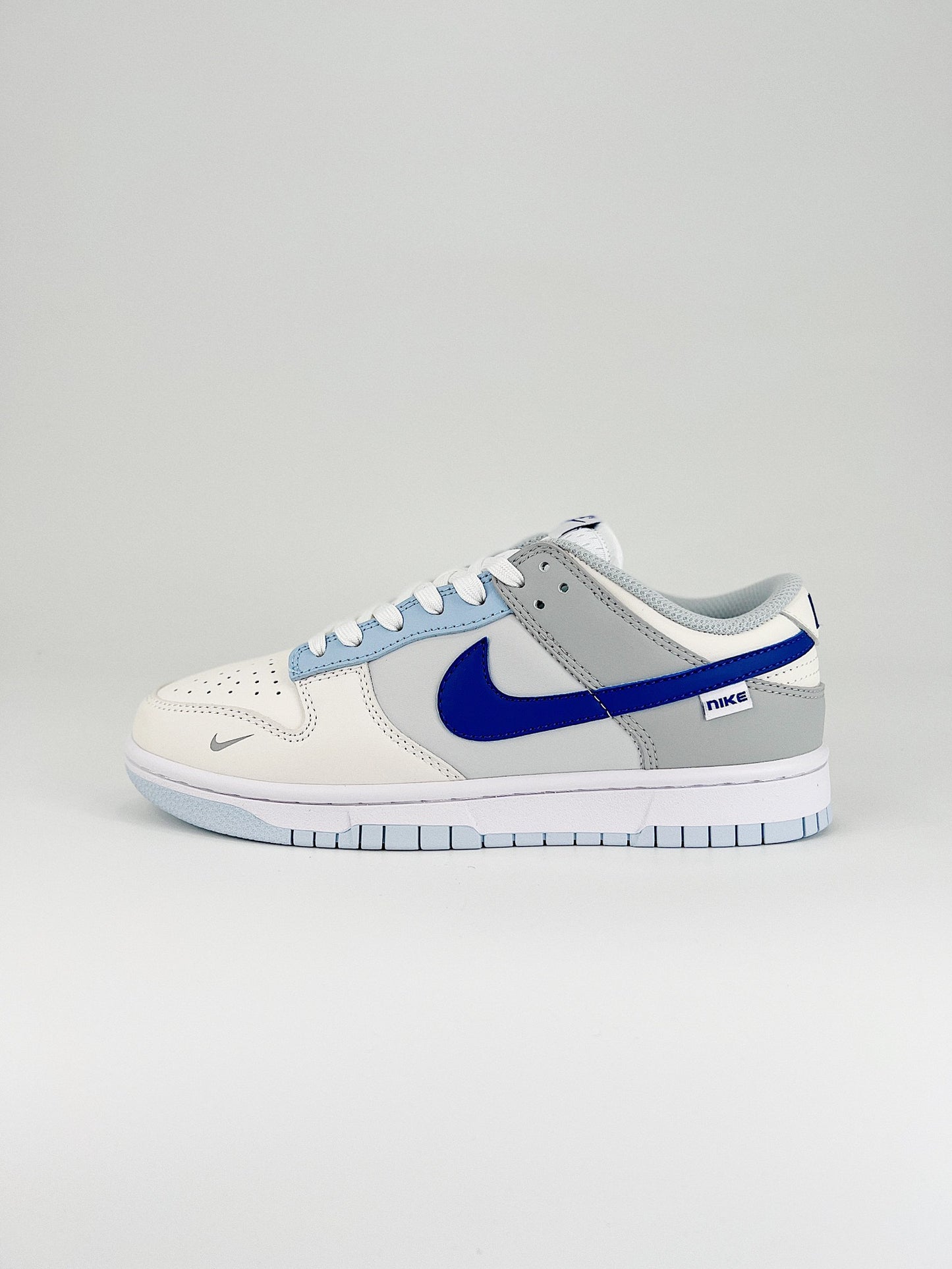 NIKE DUNK LOW YVORI HYPER ROYAL