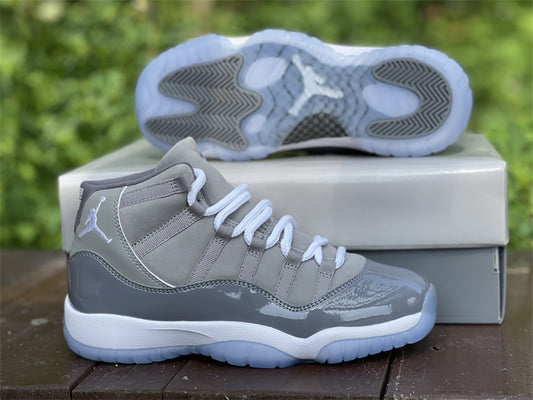JORDAN 11 GREY