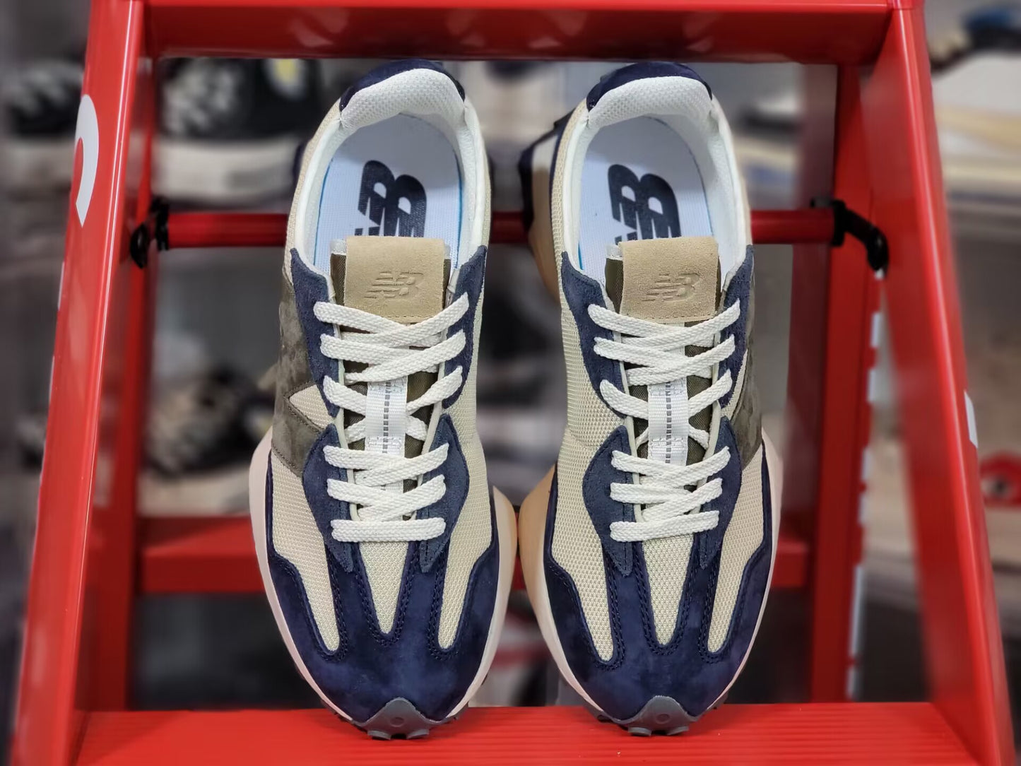 New Balance 327 NAVY BLUE GREY