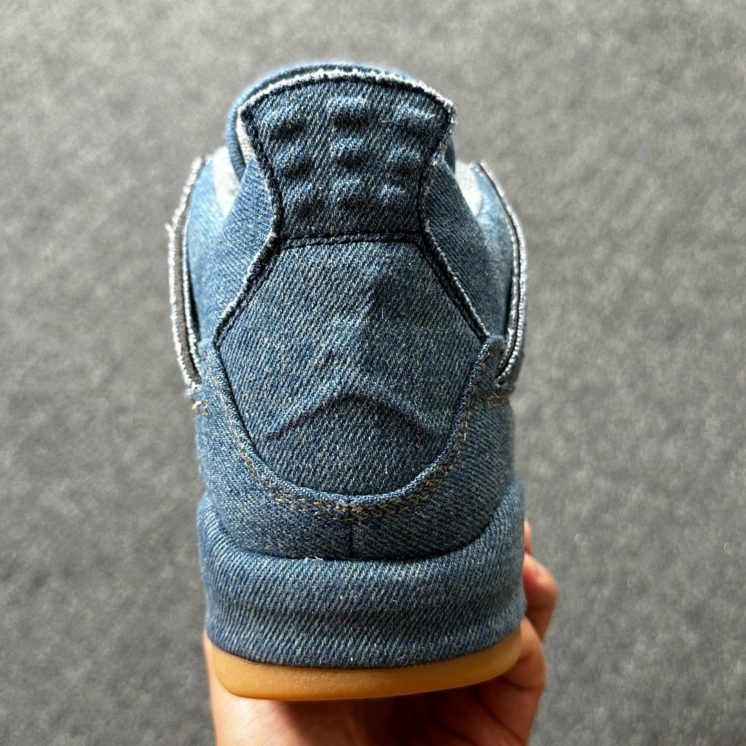 JORDAN RETRO 4 EDITION LEVIS BLUE