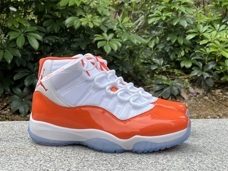 JORDAN 11 ORANGE