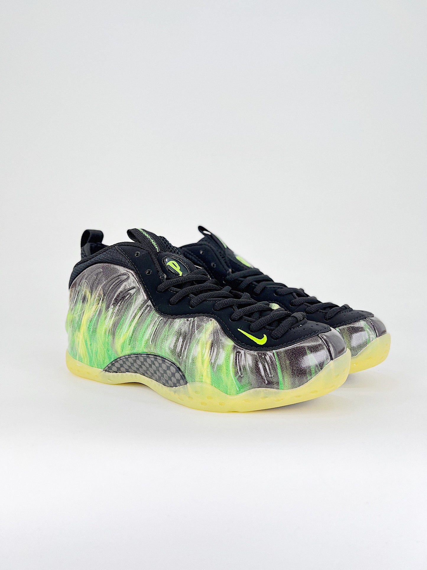 NIKE AIR FOAMPOSITE ONE ParaNorman