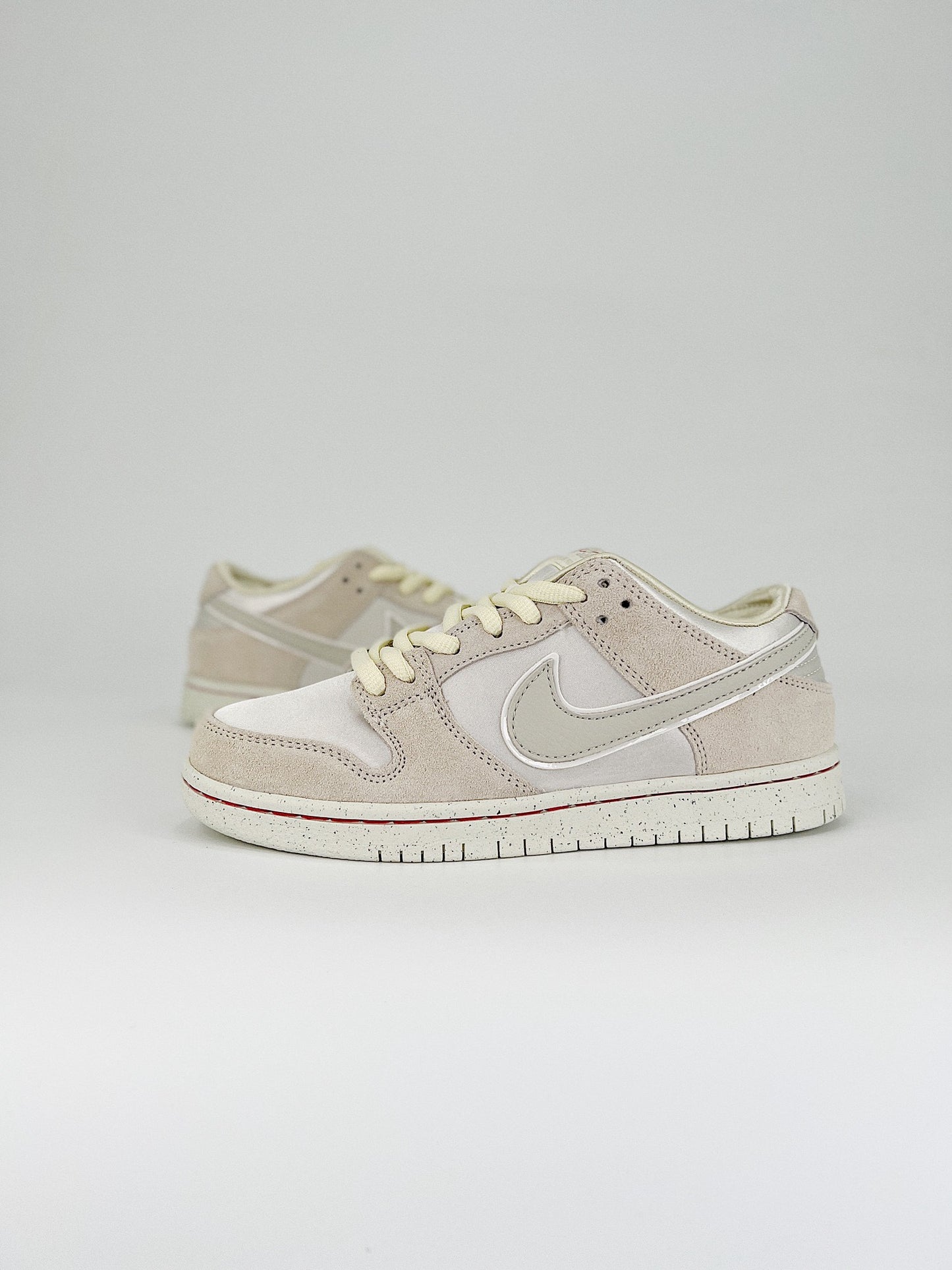 NIKE DUNK LOW LOVE FOUND