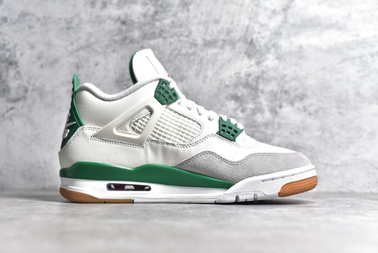 JORDAN RETRO 4 PINE GREEN