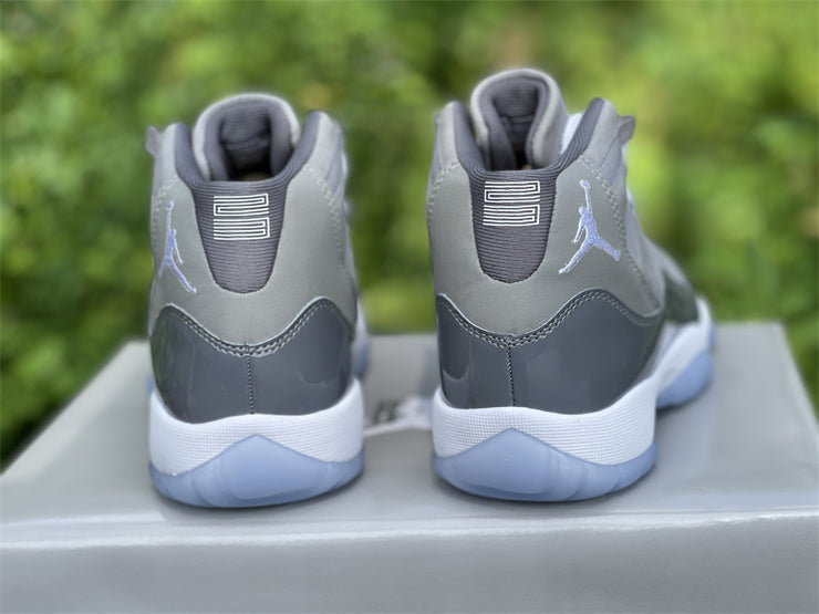 JORDAN 11 GREY