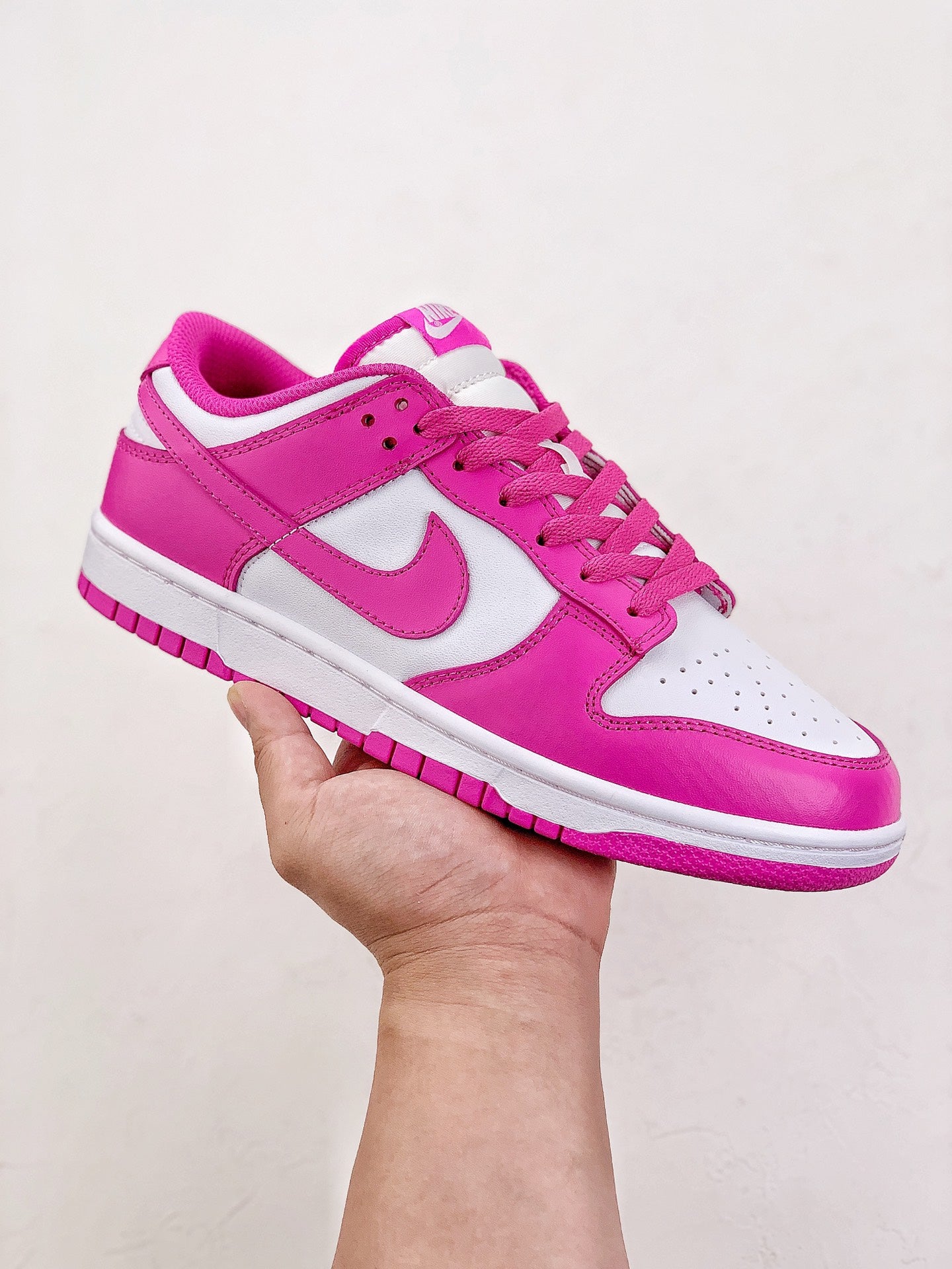 NIKE DUNK LOW ACTIVE FUCHSIA