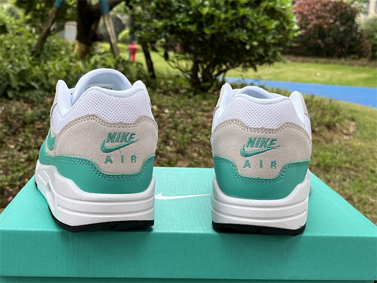 AIR MAX 1 "CLEAR JADE"