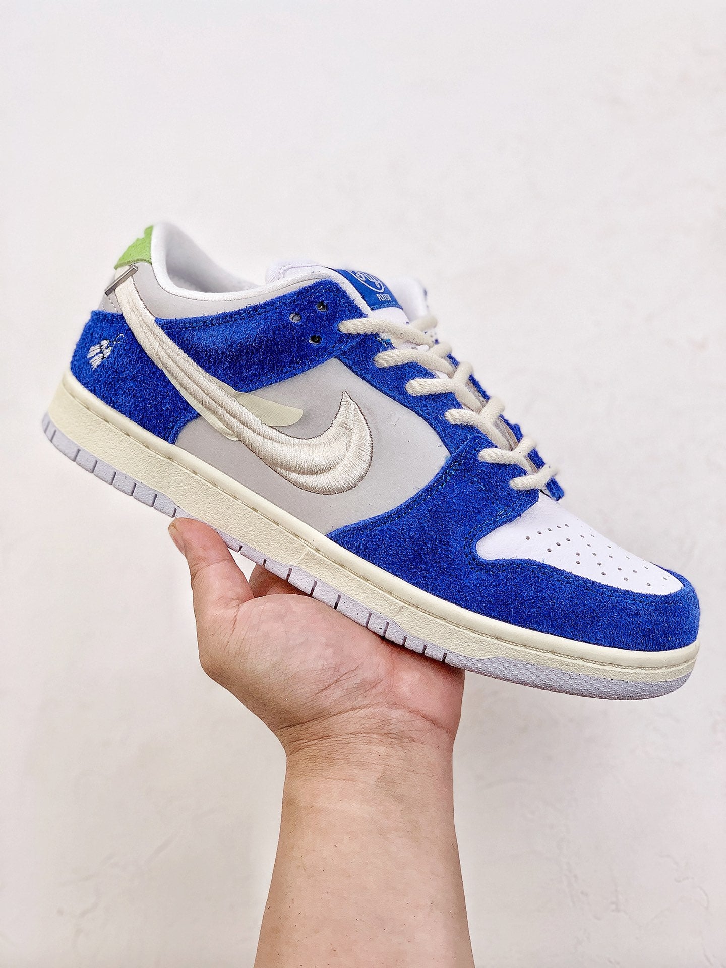 NIKE DUNK LOW PRO x FLY