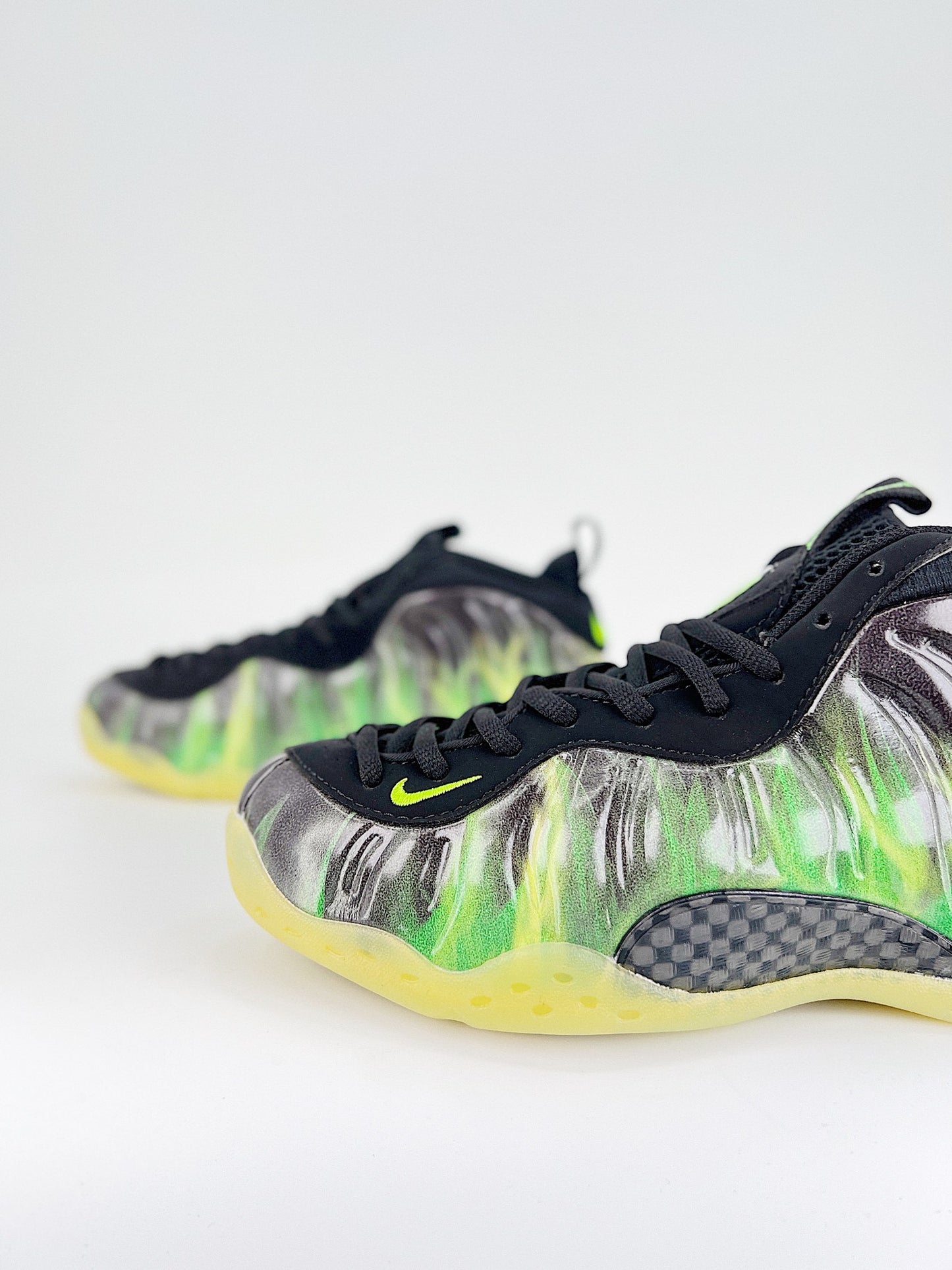 NIKE AIR FOAMPOSITE ONE ParaNorman