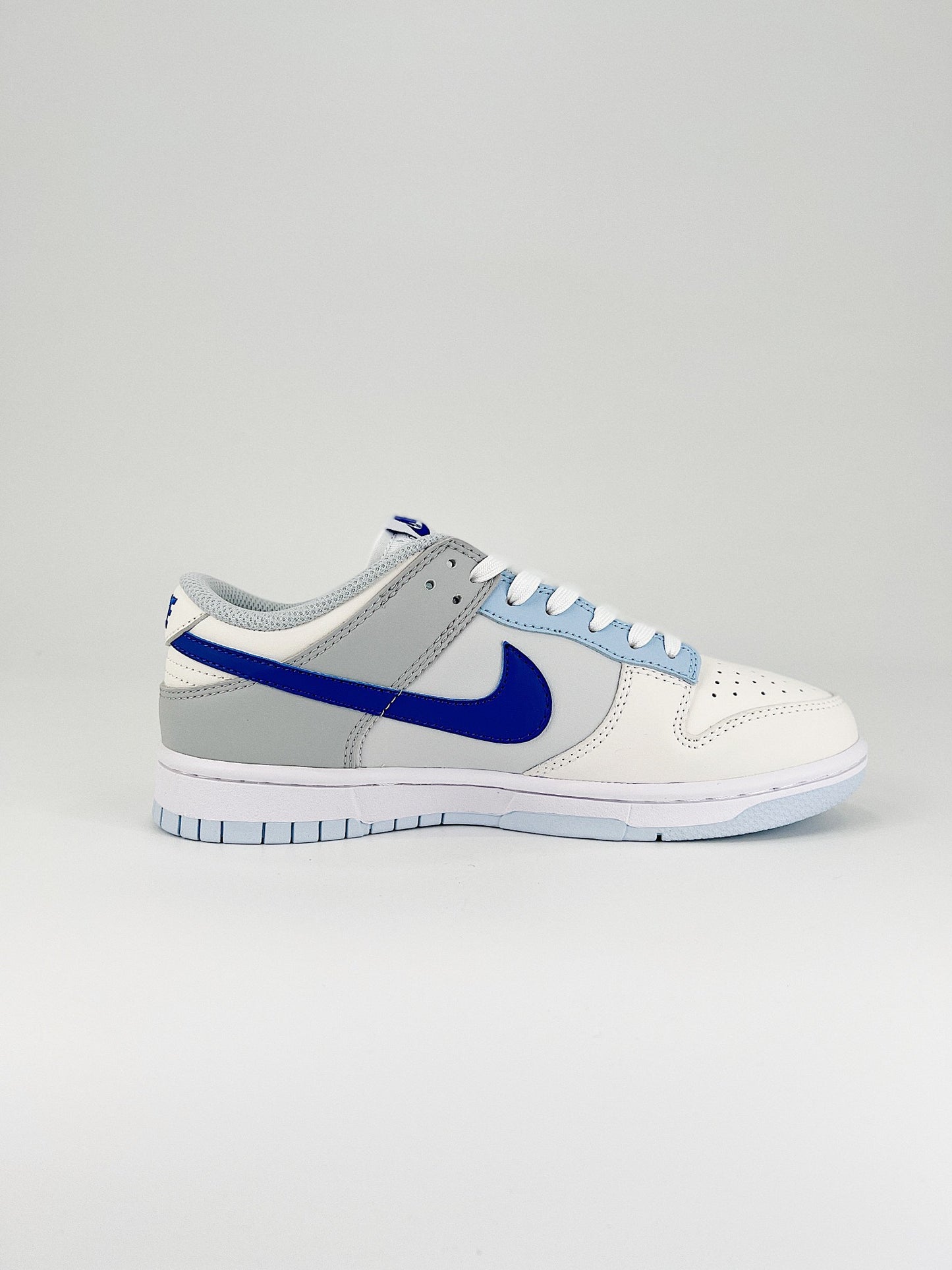 NIKE DUNK LOW YVORI HYPER ROYAL