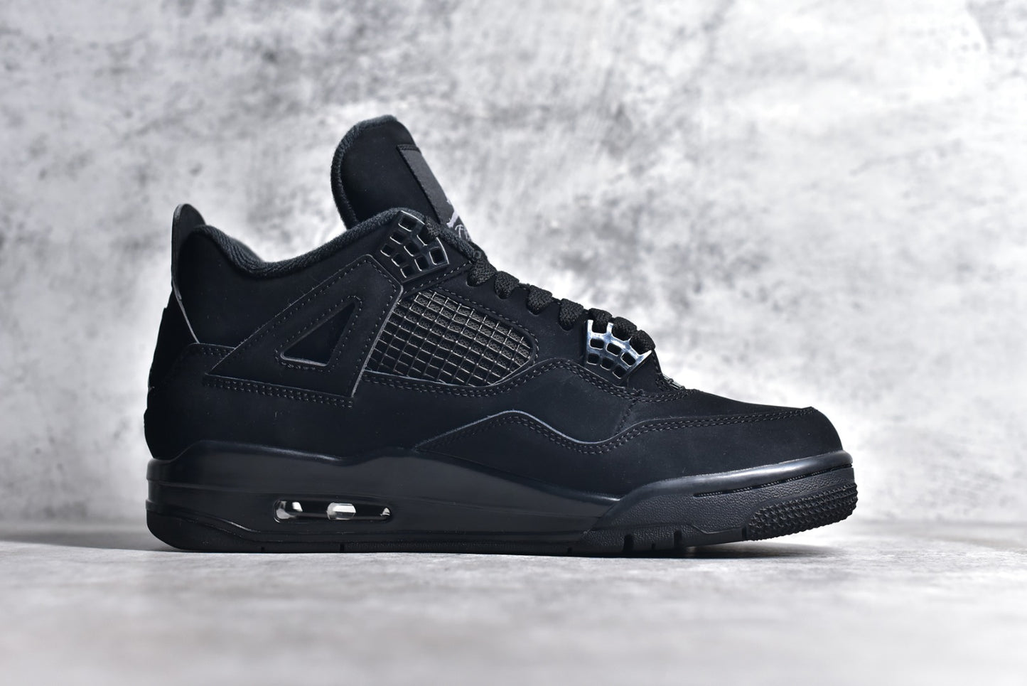 Jordan Retro 4 "black Cat"