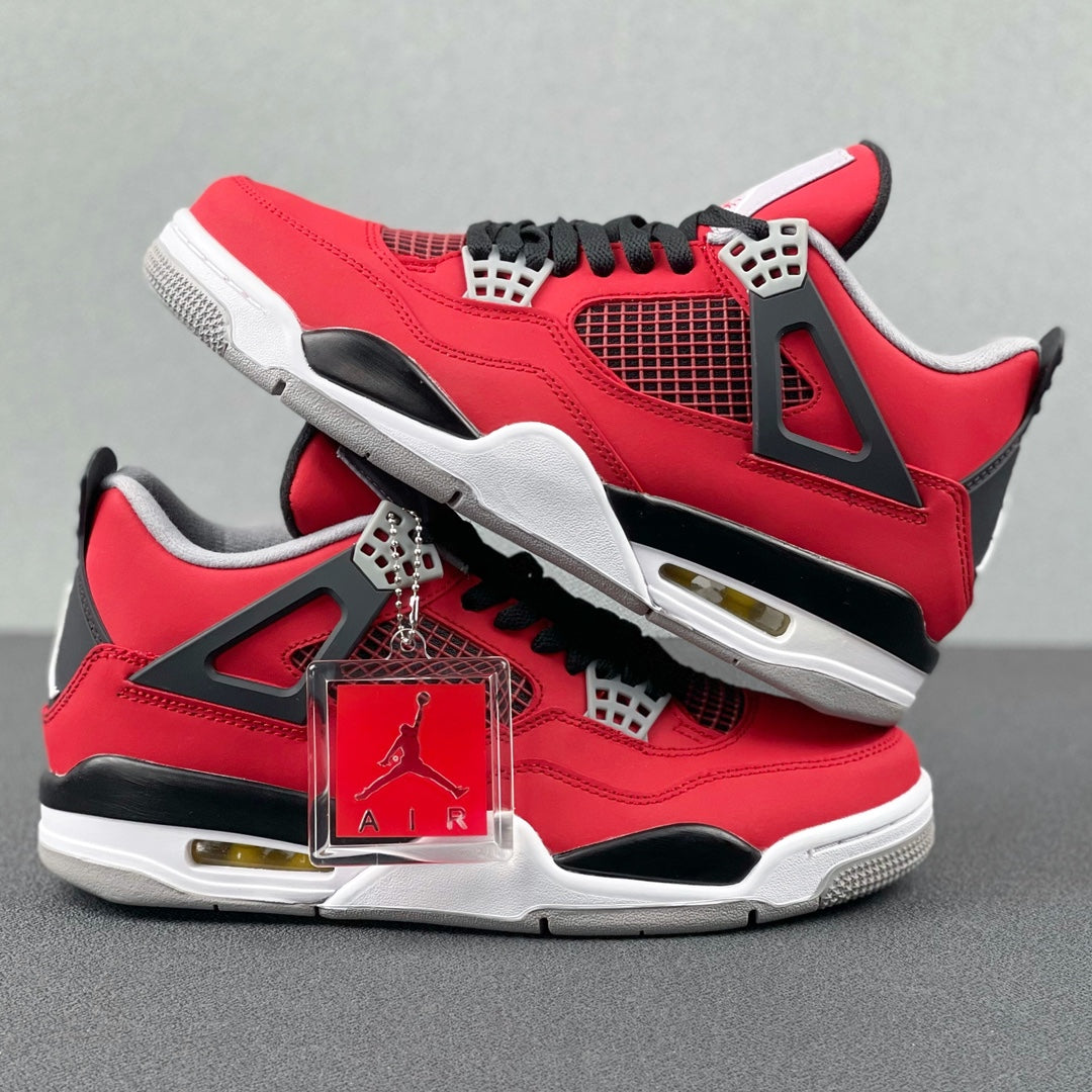 JORDAN RETRO 4 TORO BRAVO