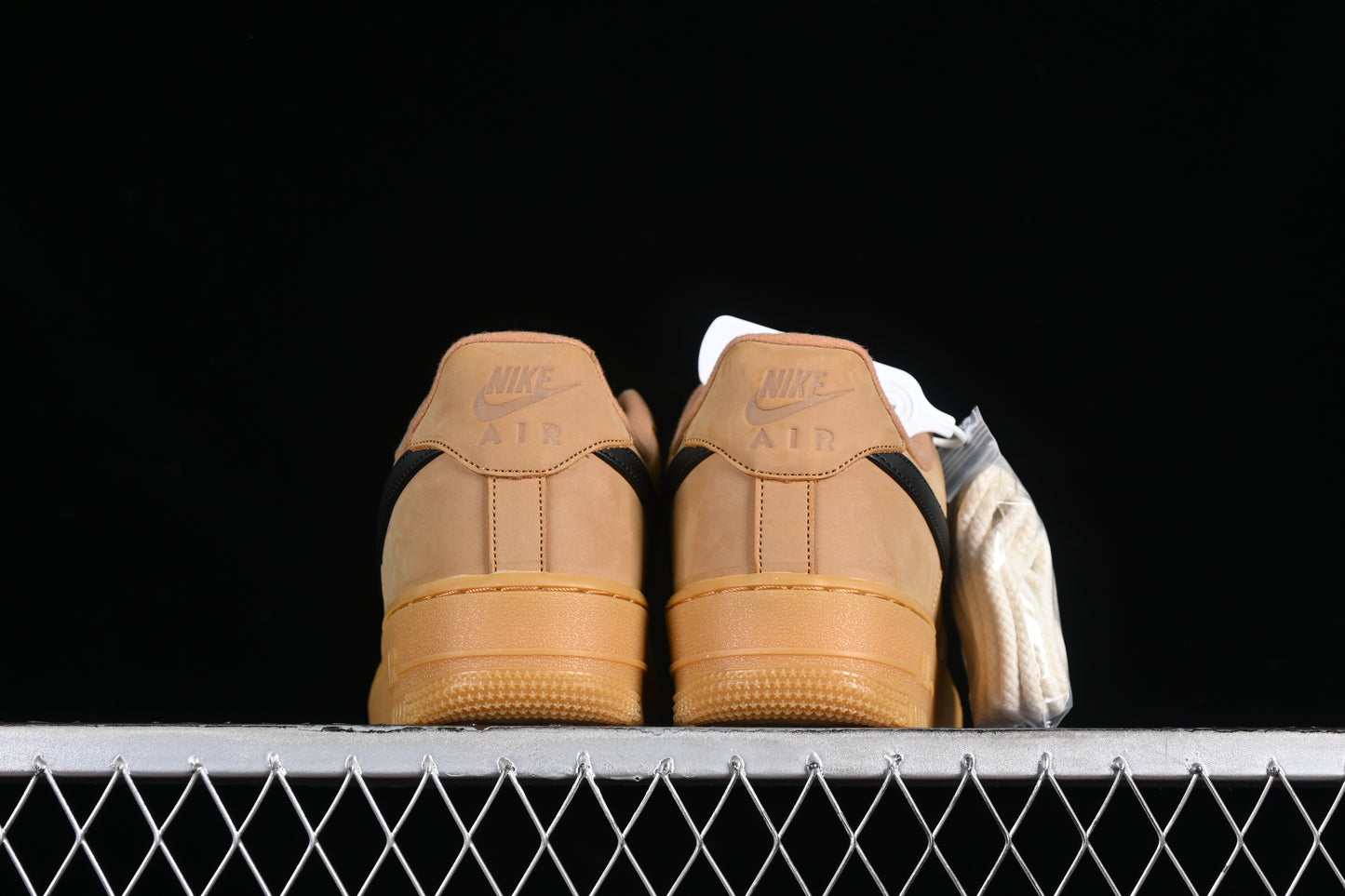 AIR FORCE 1 WHEAT BLACK