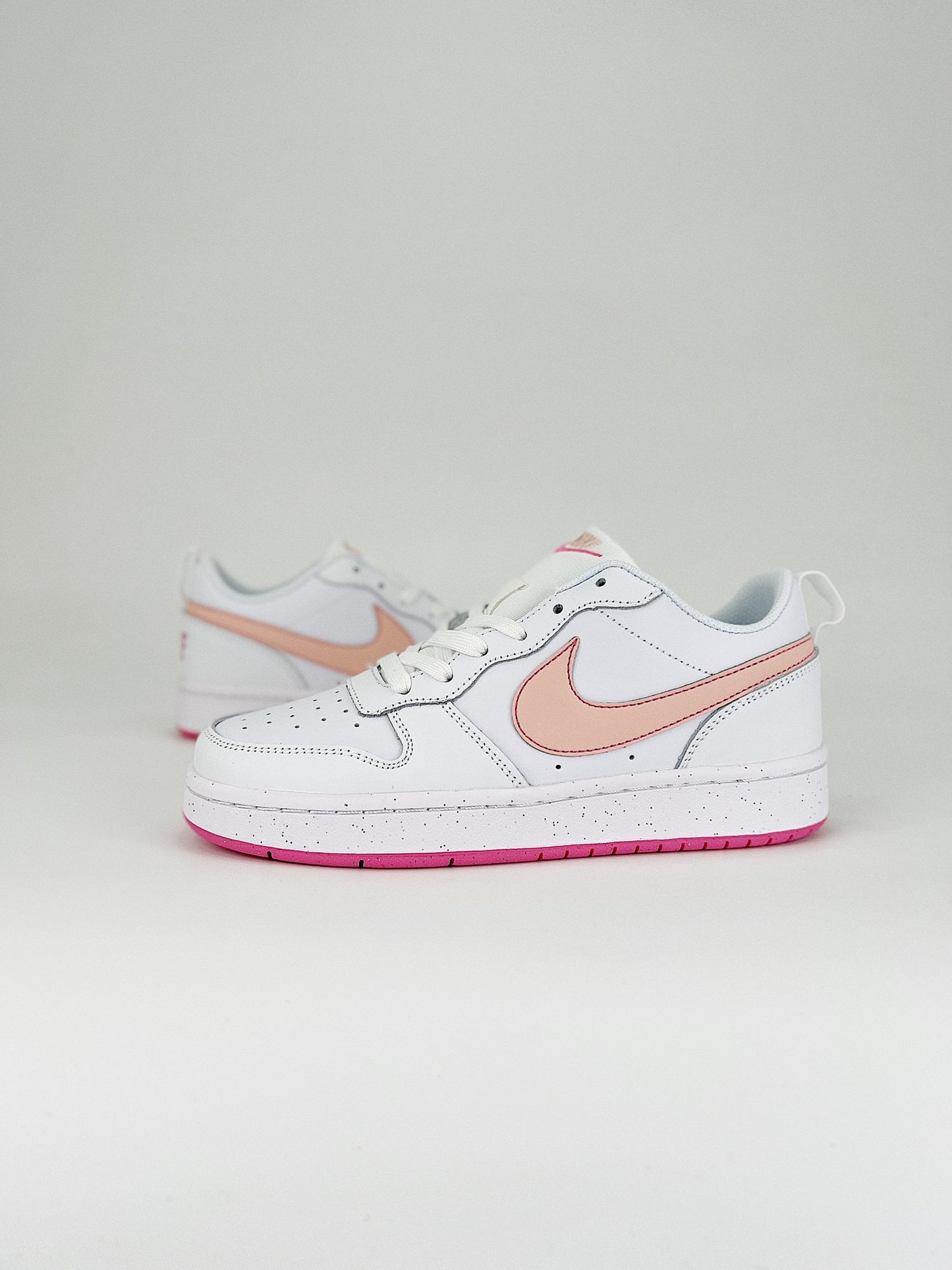 NIKE VISION COURT LOW SWOOSH