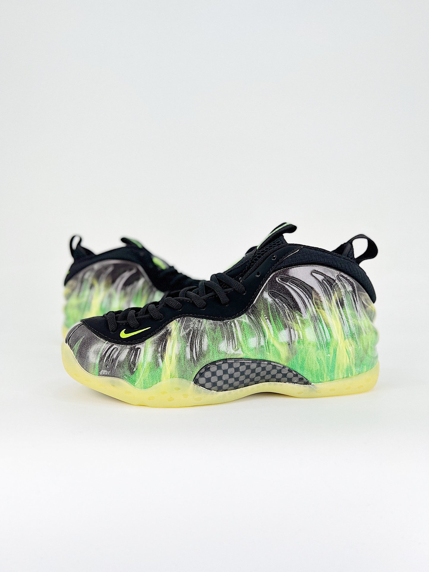 NIKE AIR FOAMPOSITE ONE ParaNorman