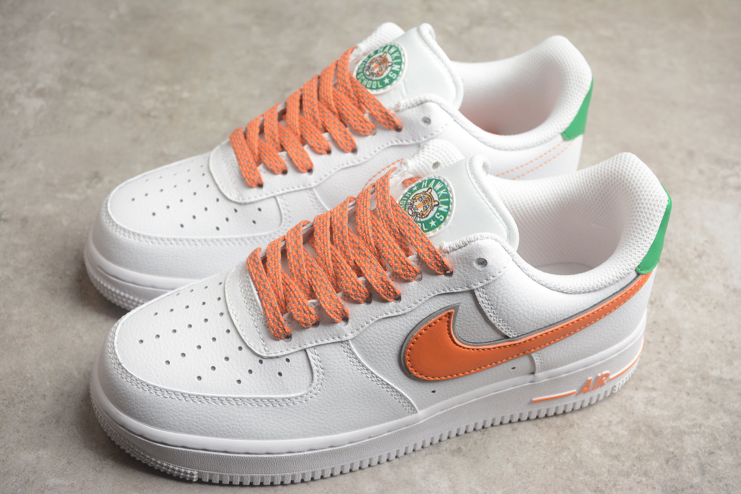 AIR FORCE 1 ORANGE HAWKINGS