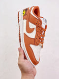 NIKE DUNKS LOW "SUN CLUB"