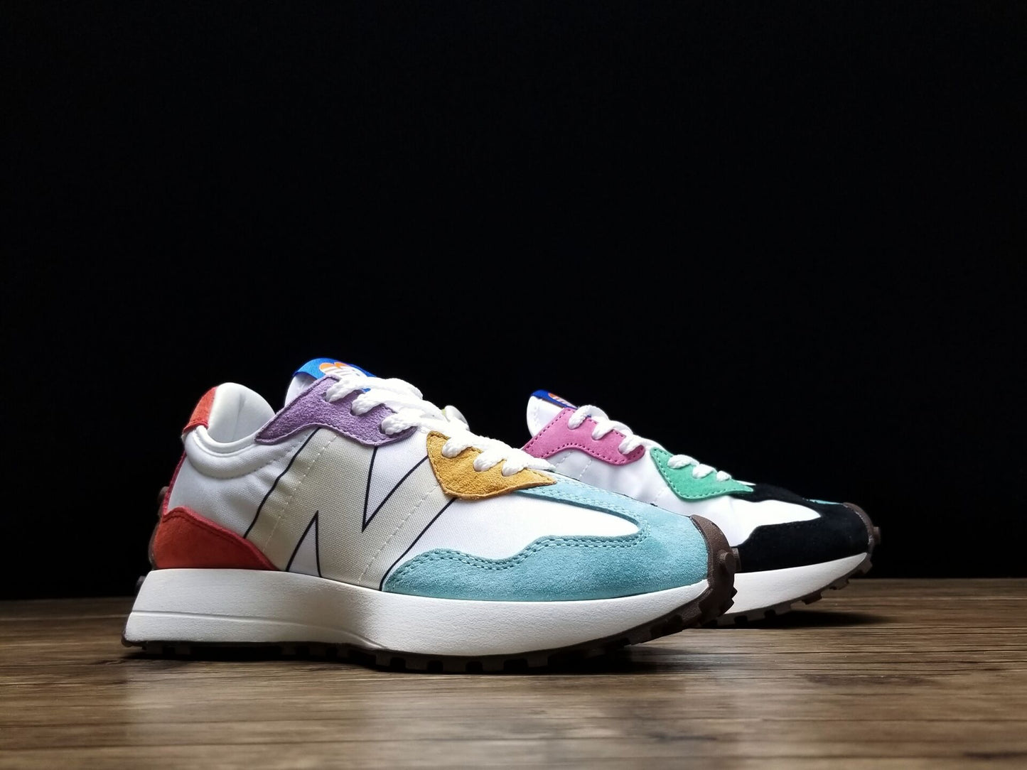 New Balance 327 PASTEL COLORS