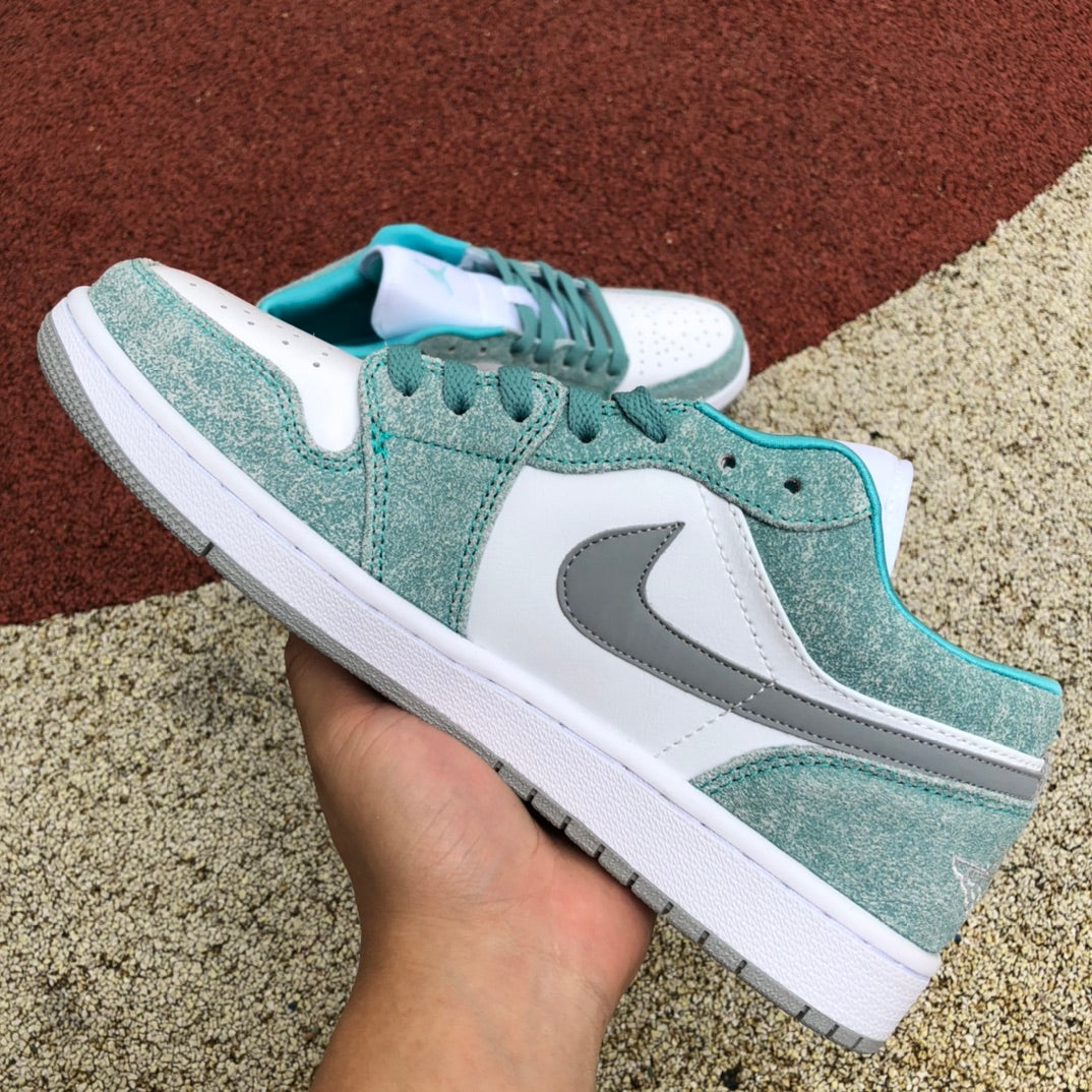 Air Jordan 1 Low SE New Emerald