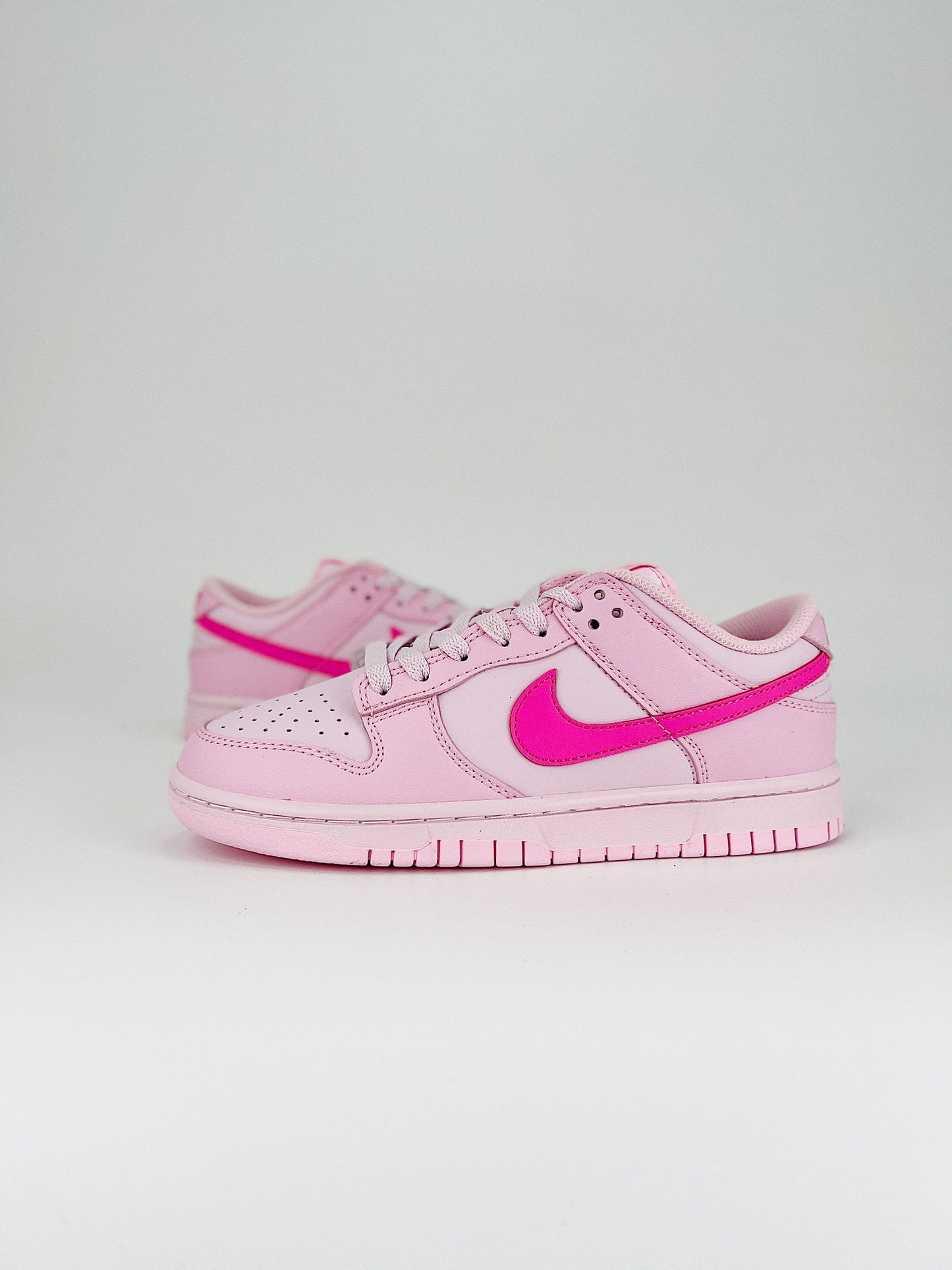 NIKE DUNK LOW GS TRIPLE PINK