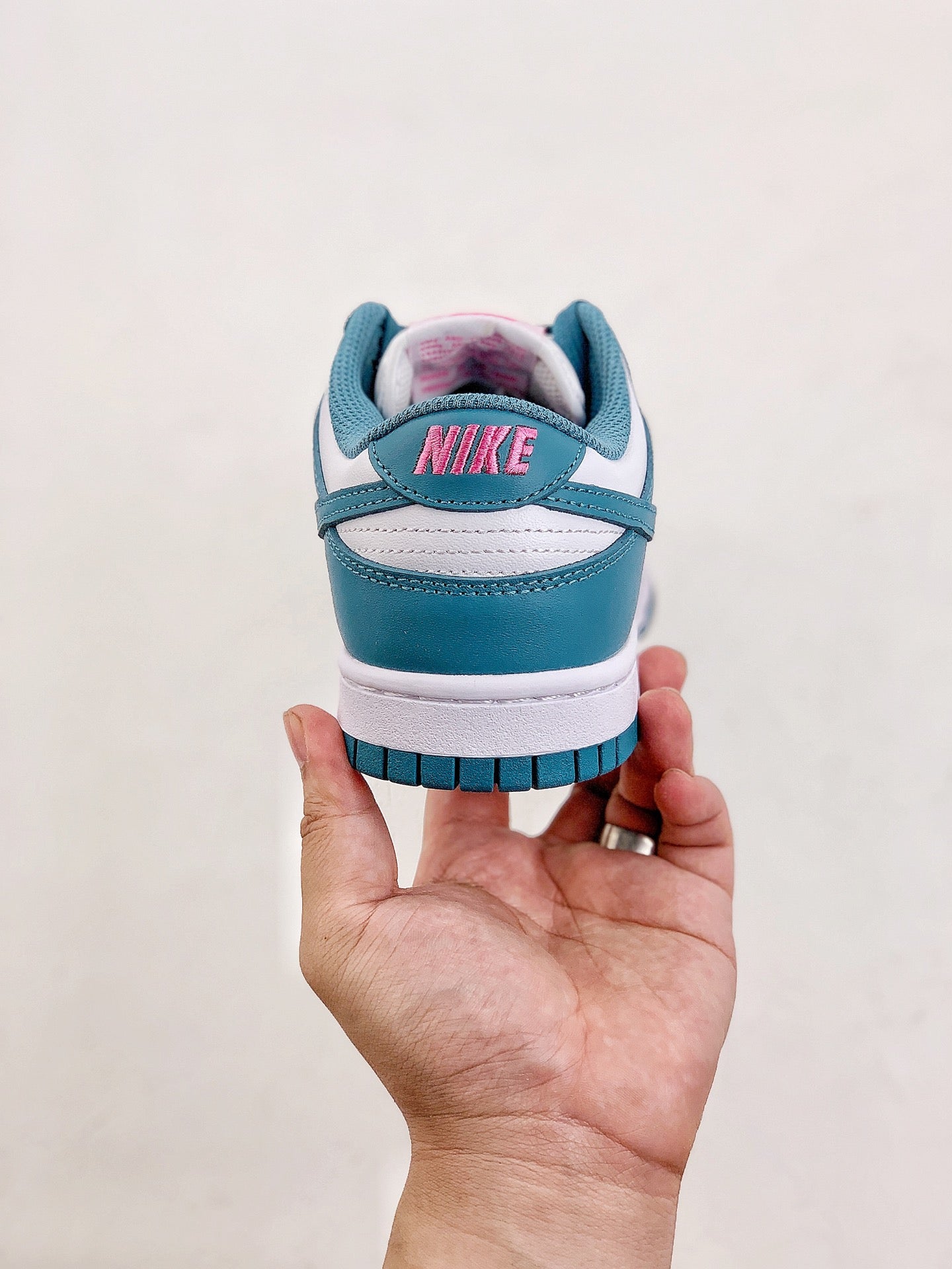 NIKE DUNK LOW "NOISE AQUA"