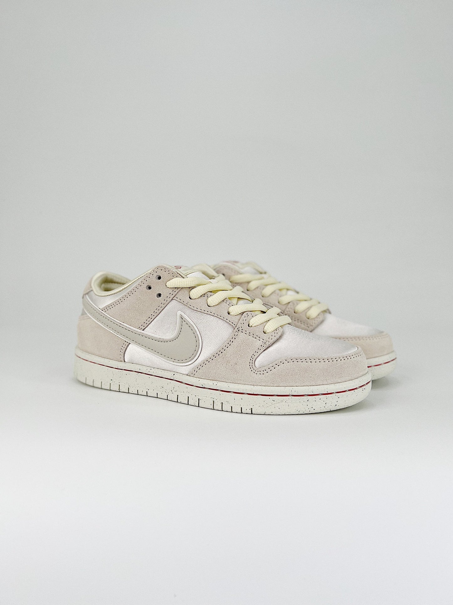 NIKE DUNK LOW LOVE FOUND