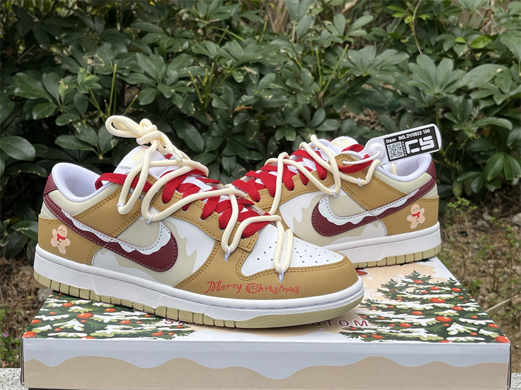 NIKE DUNK SB MERRY CHRISTMAS