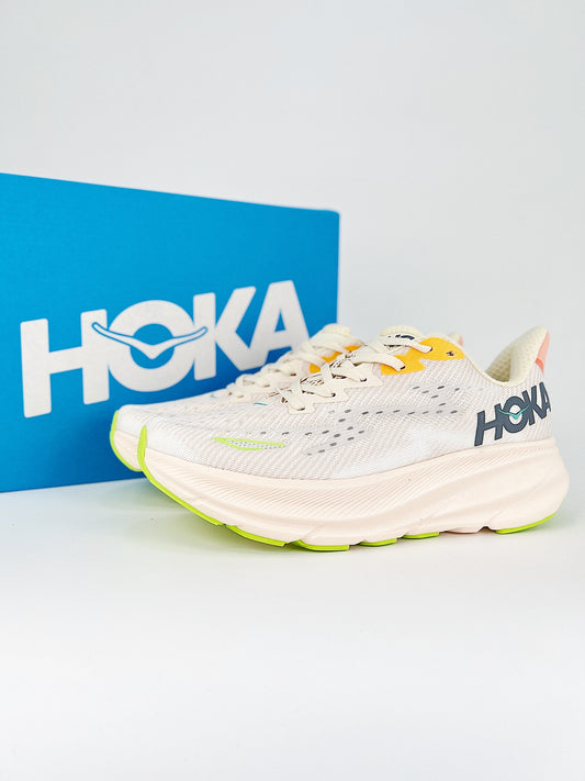 HOKA CLIFTON 9 BELGE