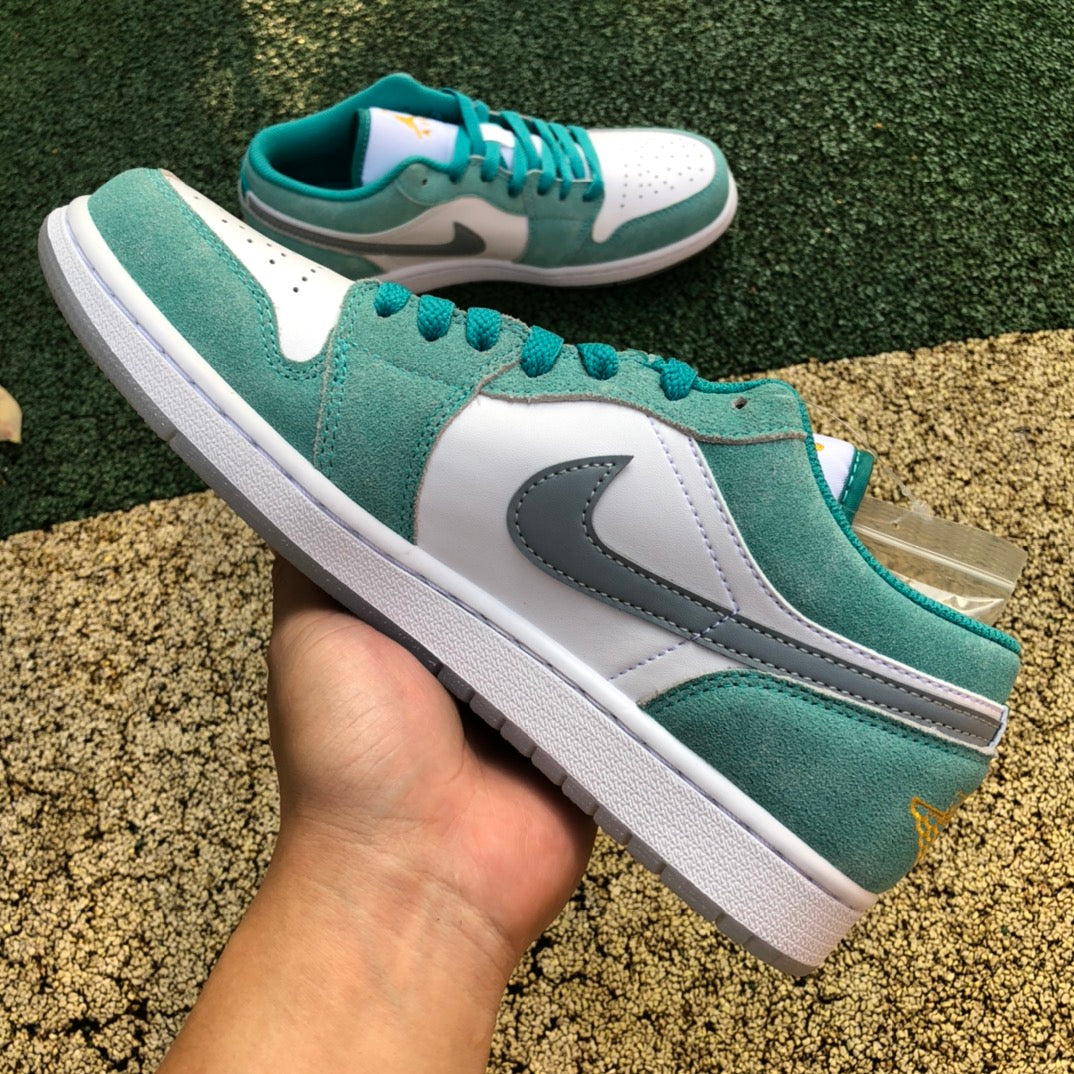 Jordan 1 Low GS NEW EMERALD TURBO