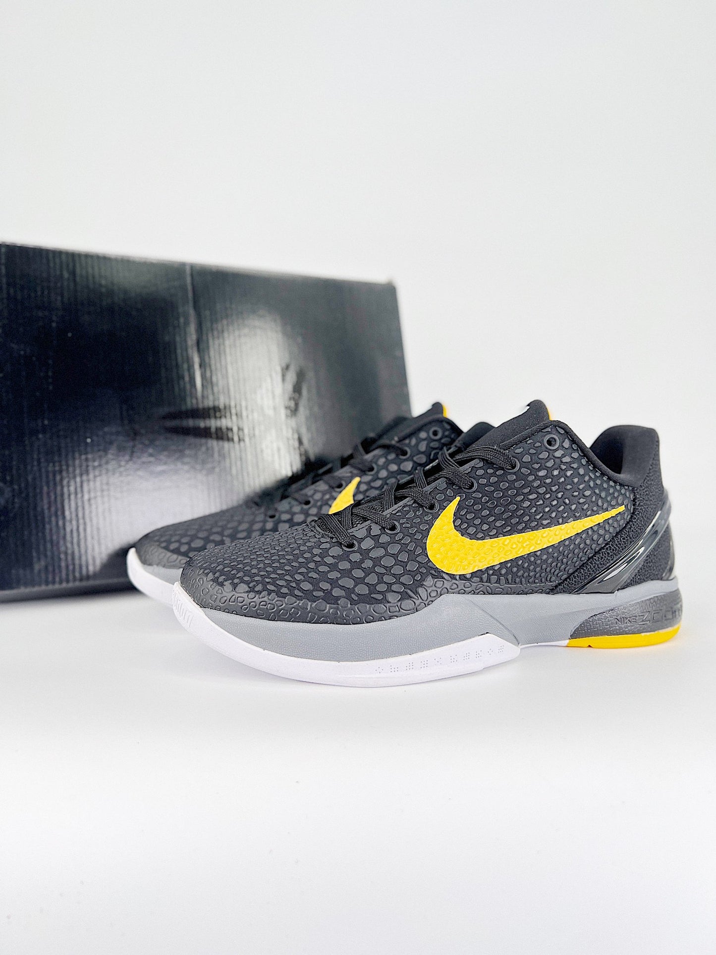 NIKE ZOOK KOBE 6 BLACK