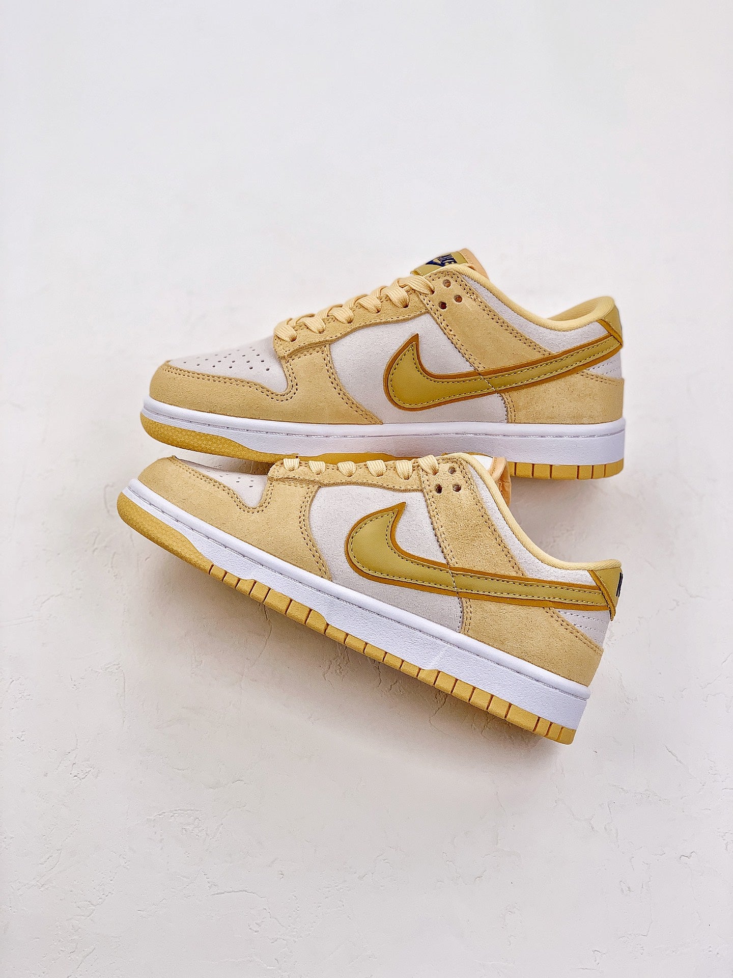 NIKE DUNK LOX "CELESTIAL GOLD SUEDE"