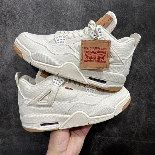 JORDAN RETRO 4 X WHITE LEVIS