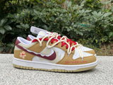 NIKE DUNK SB MERRY CHRISTMAS