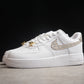 AIR FORCE 1  WHITE BARELY