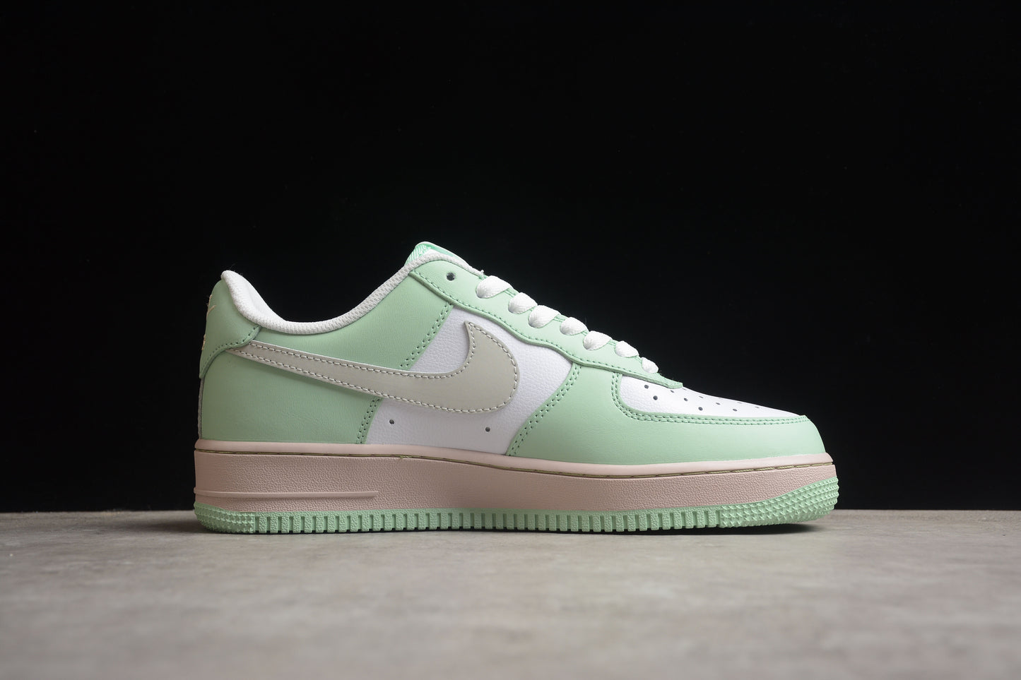 AIR FORCE 1  PINK GREEN