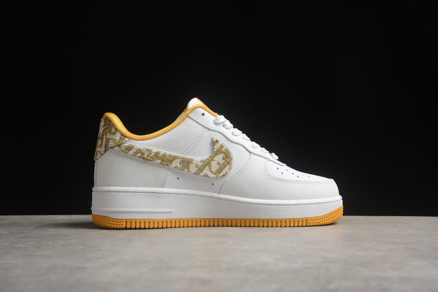 AIR FORCE 1 YELLOW DIOR