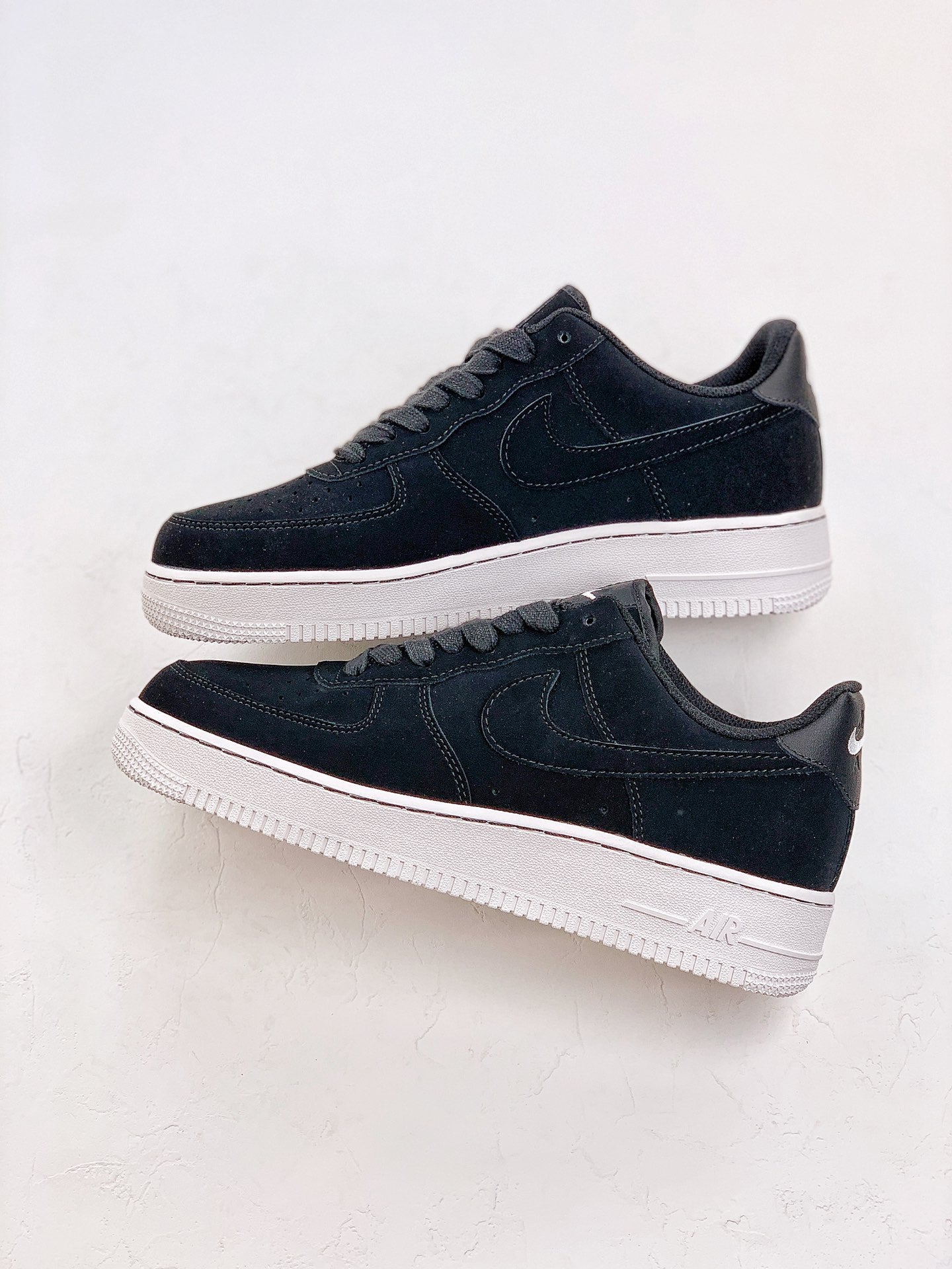 AIR FORCE 1 LX OFF