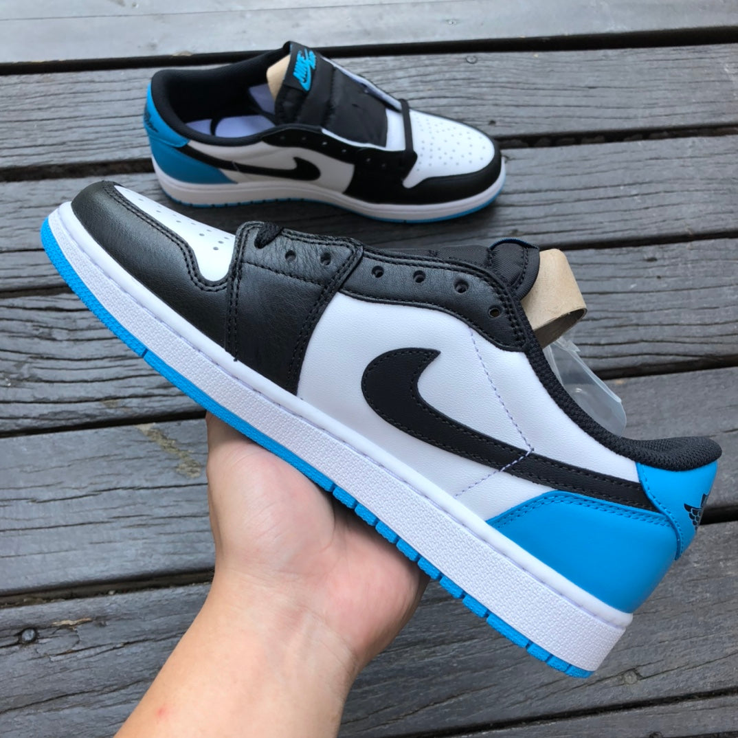 Jordan 1 Low OG BLACK BLUE WWHITE