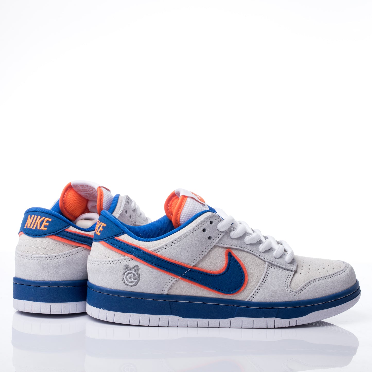 NIKE DUNK LOW SB MEDICOM